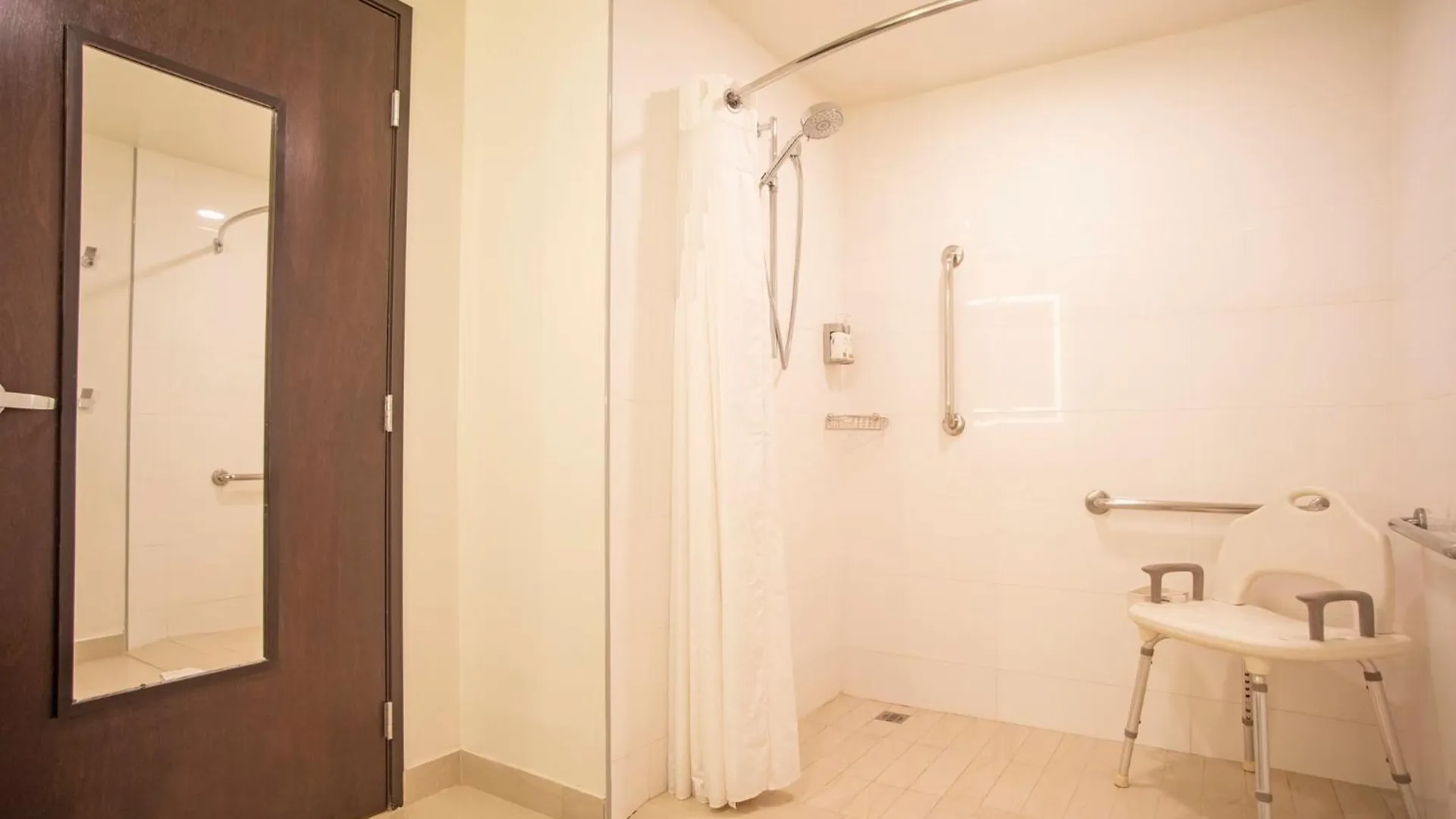 Holiday Inn Express Guadalajara Iteso By Ihg Zapopan 3*,  Μεξικό