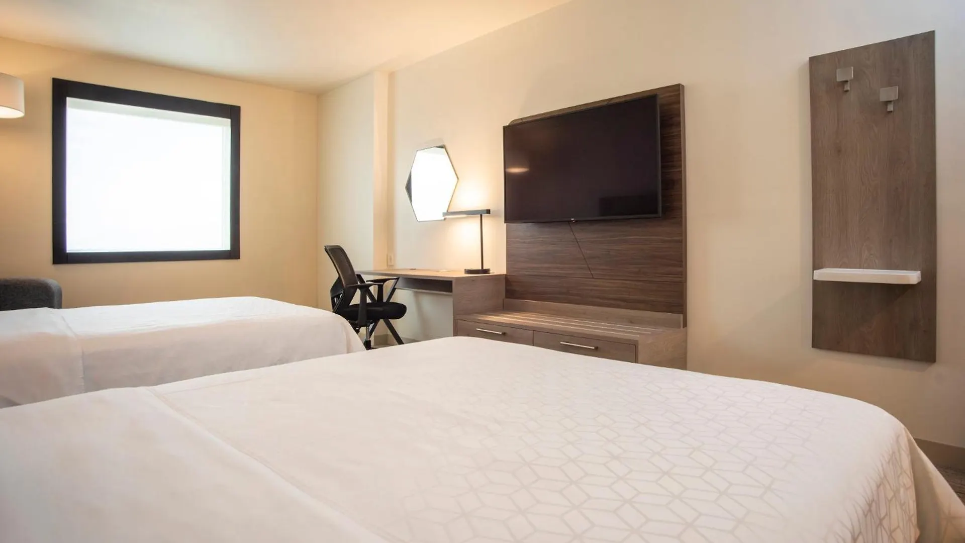 Holiday Inn Express Guadalajara Iteso By Ihg Zapopan Ξενοδοχείο