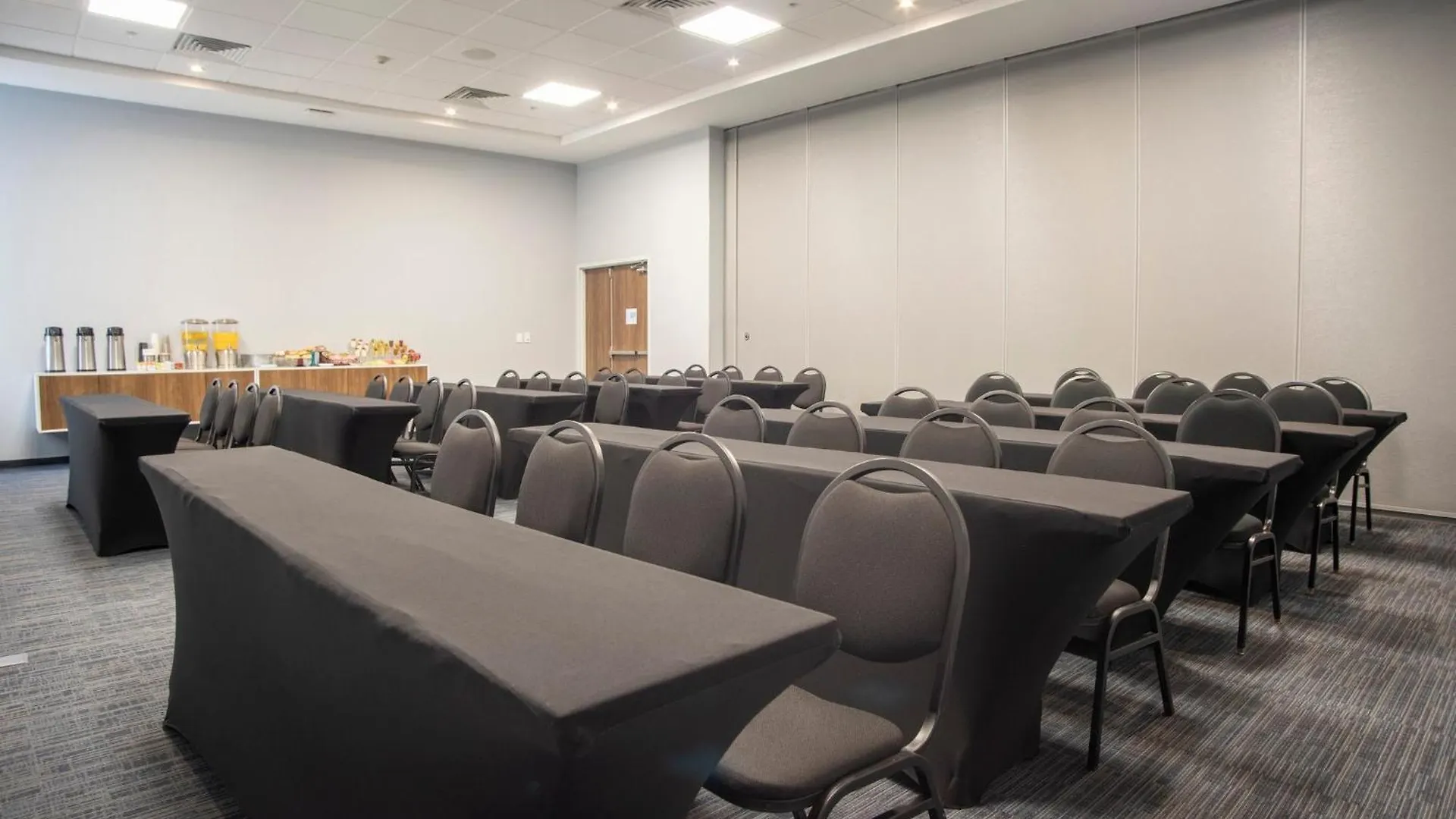 Holiday Inn Express Guadalajara Iteso By Ihg Zapopan Ξενοδοχείο